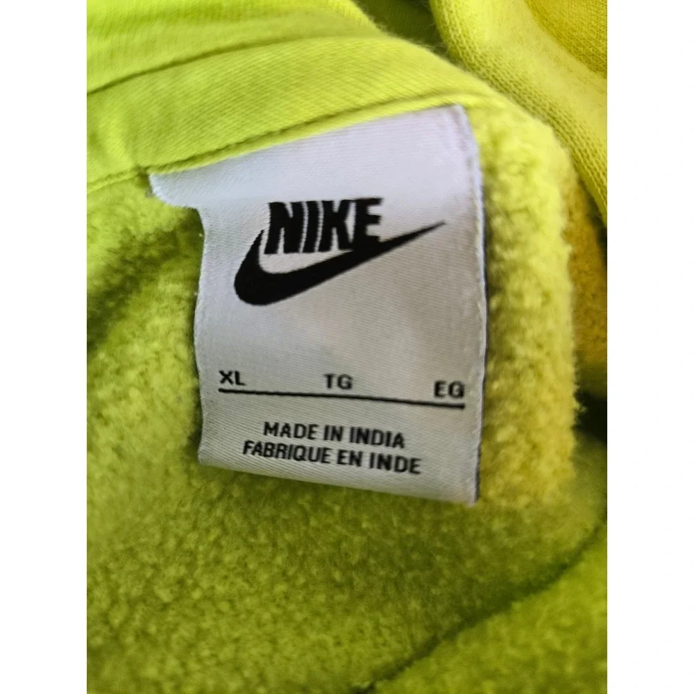 Nike Kids XL Pullover Hoodie Lime Green Neon Yellow Swoosh Logo Fleece Hoodie